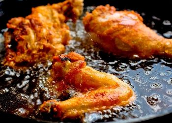 Жарить на сливочном масле: вредно или не нет?