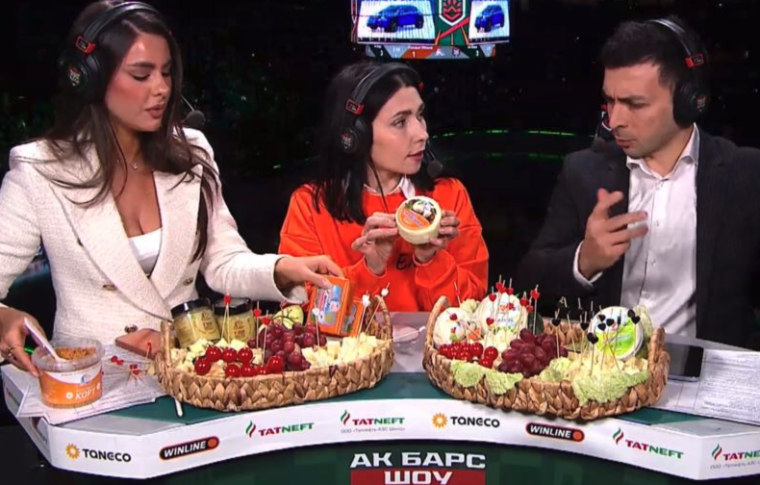 Высокогорский молочный комбинат «ЕлМай» стал партнером домашней игры АкБарс – Салават Юлаев